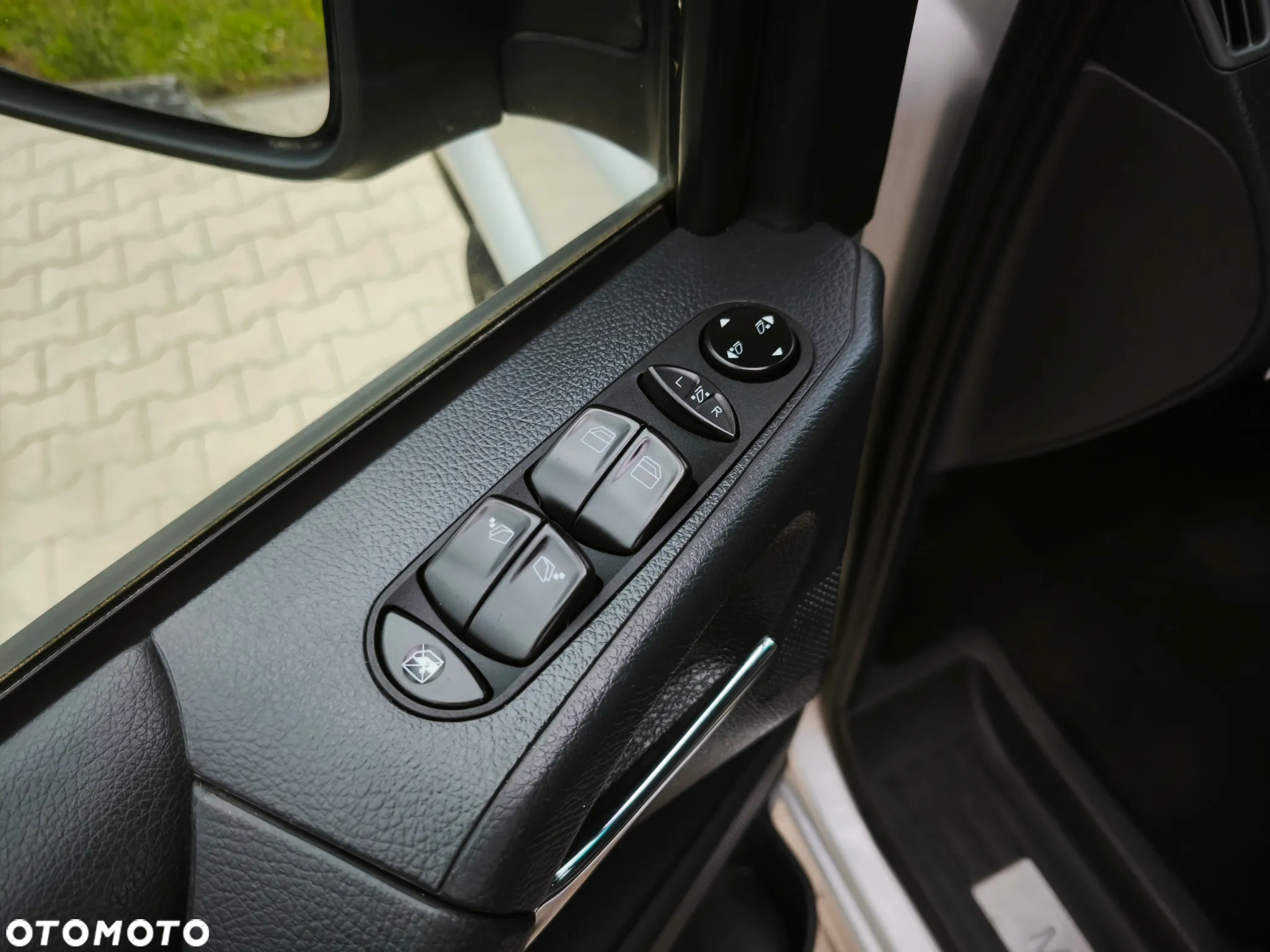 Mercedes-Benz Viano - 17