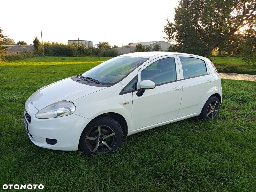 Fiat Grande Punto 1.4 8V GP - 2