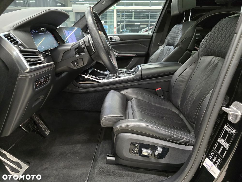 BMW X7 M50d sport - 9