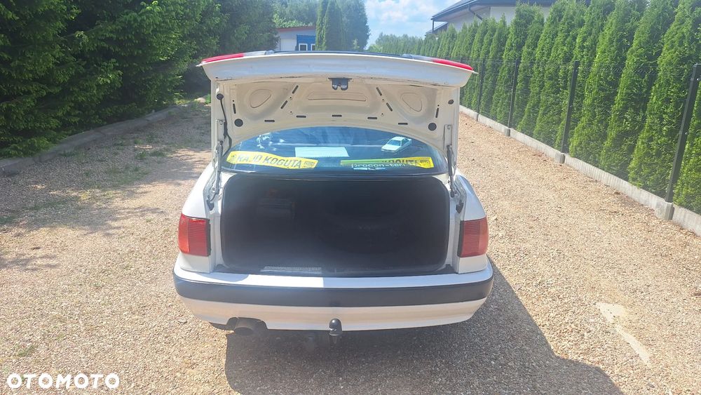 Audi 80 1.6 - 8