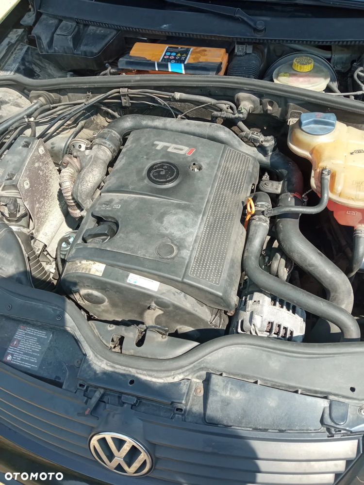 Volkswagen Passat 1.9 TDI CL - 19