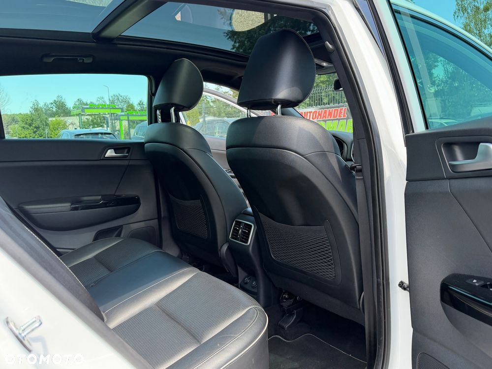 Kia Sportage 1.6 T-GDI AWD GT LINE - 12