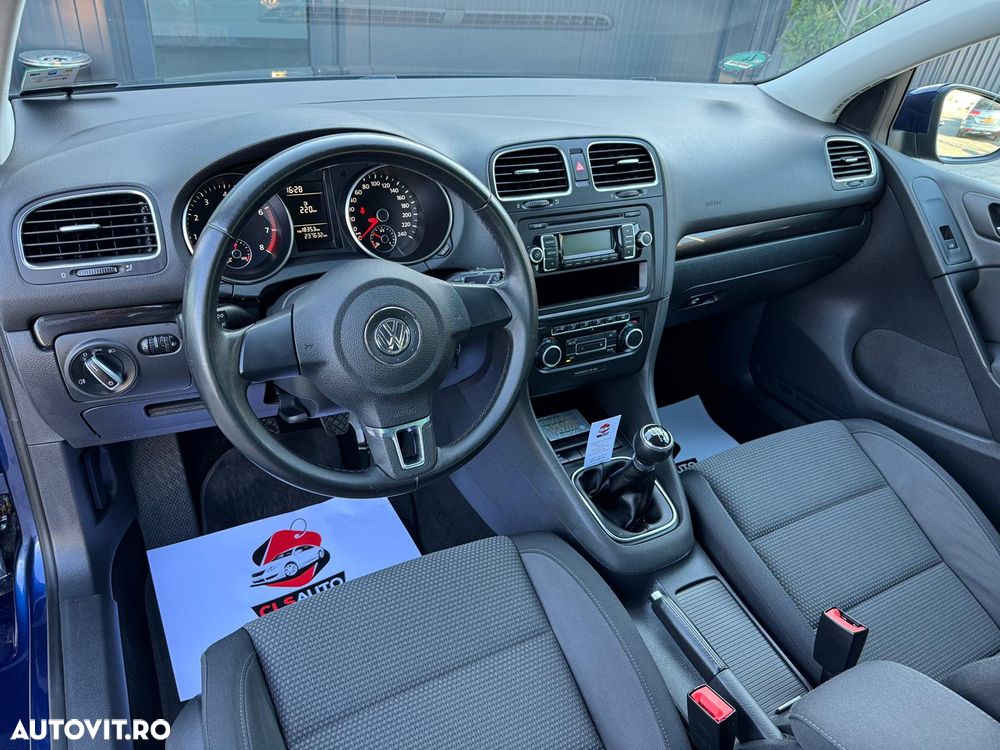 Volkswagen Golf - 14