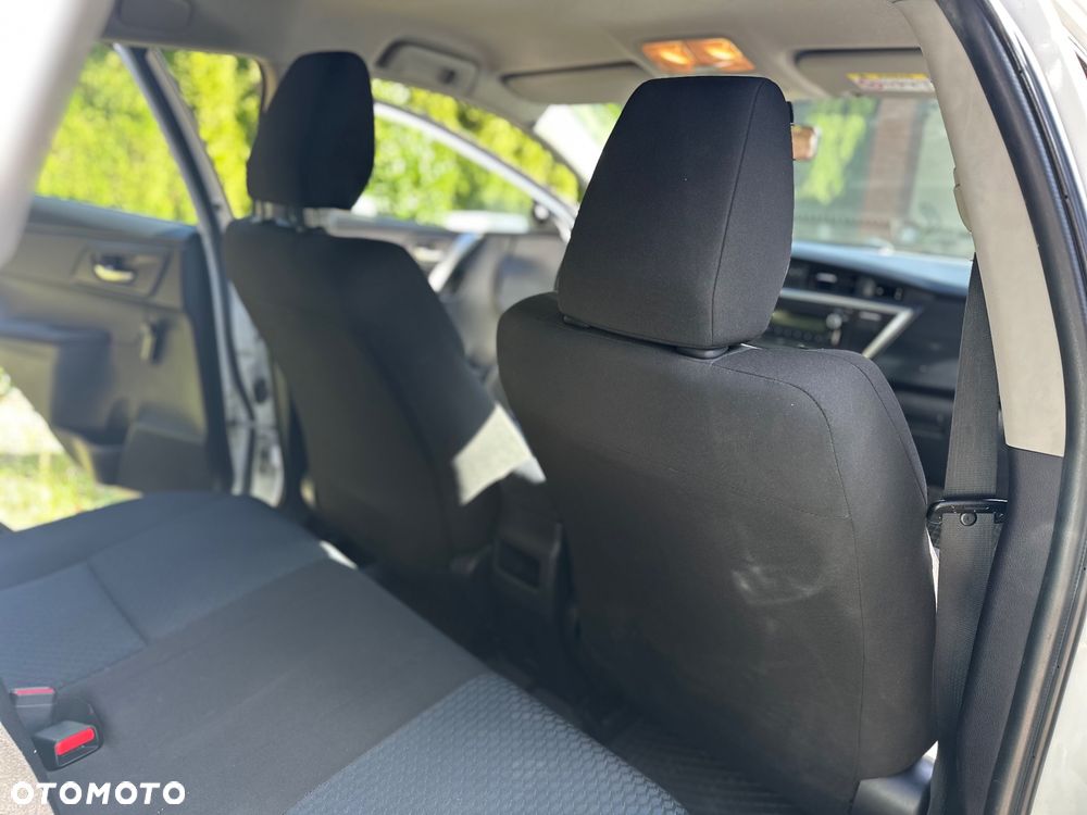 Toyota Auris 1.4 D-4D - 33