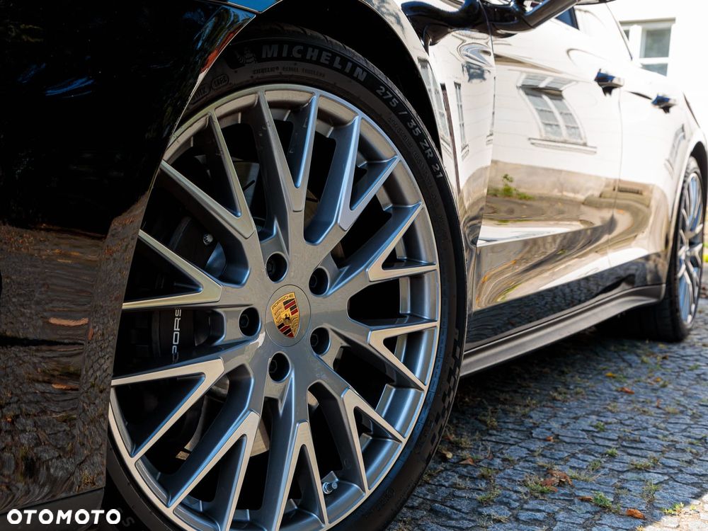 Porsche Panamera - 26