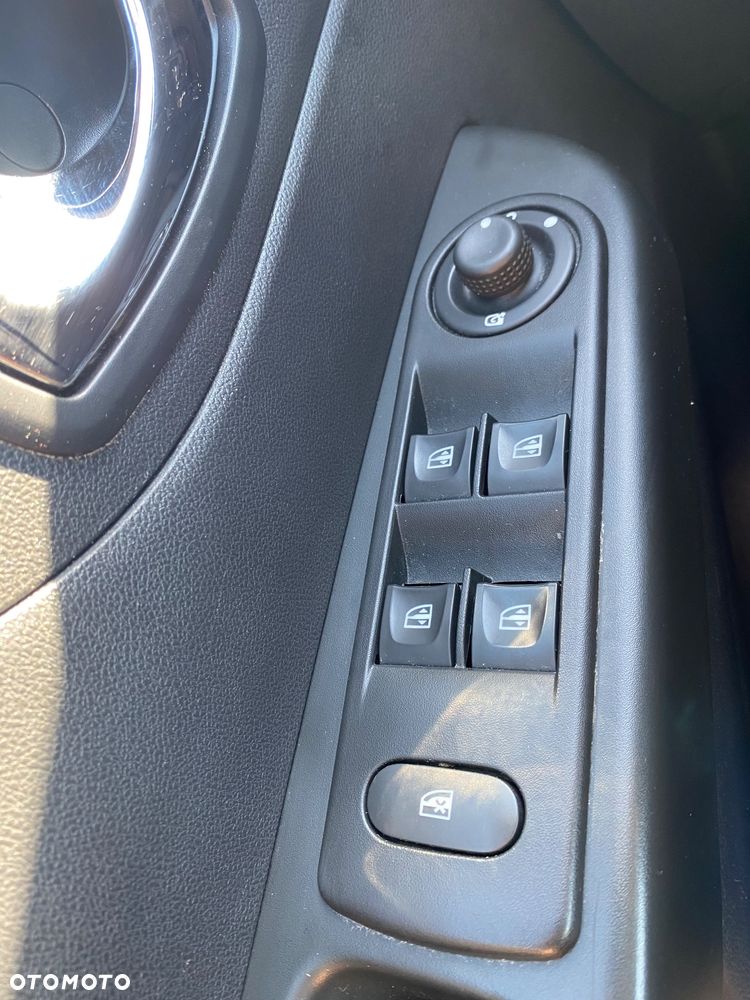 Renault Captur - 18