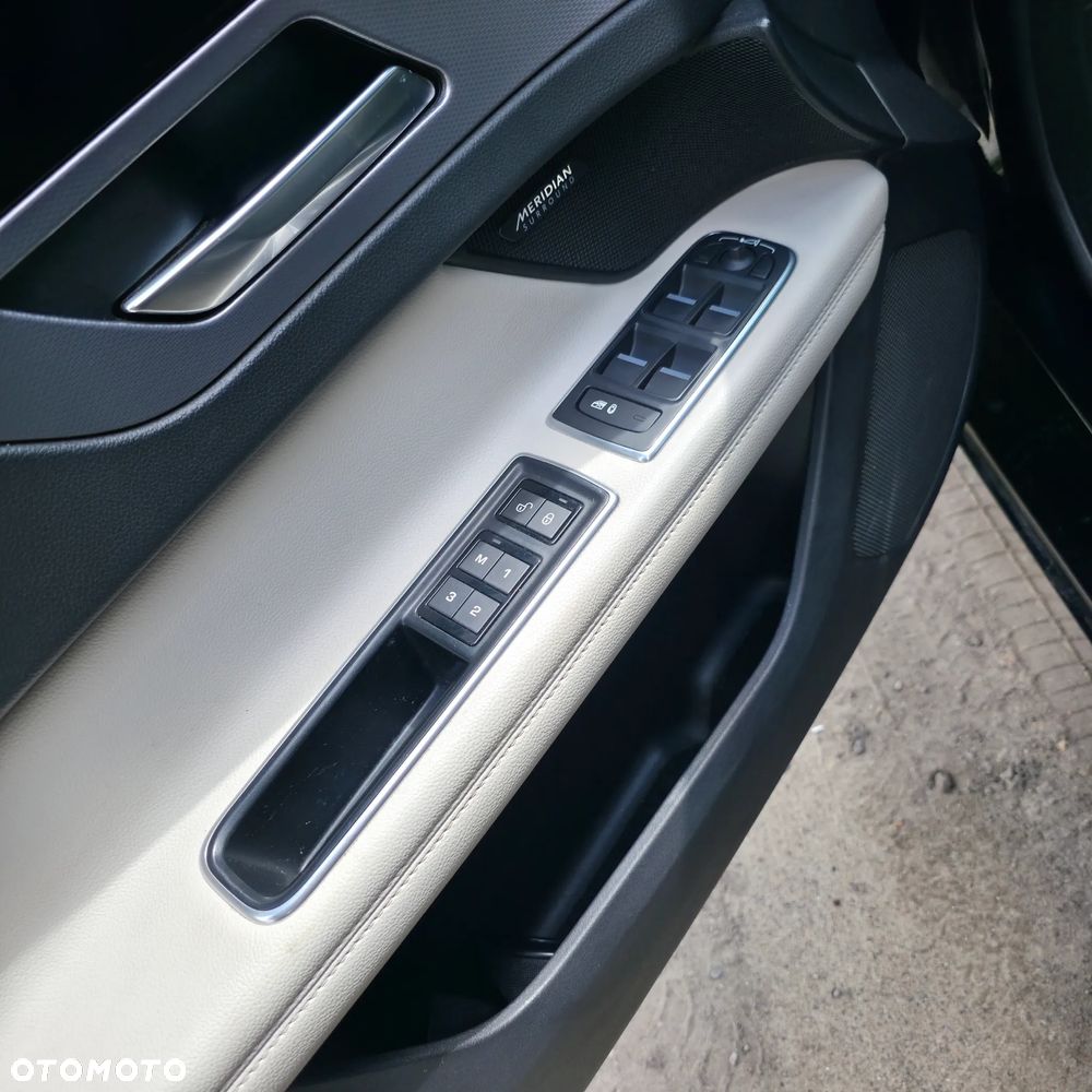 Jaguar XF 35t AWD R-Sport - 23