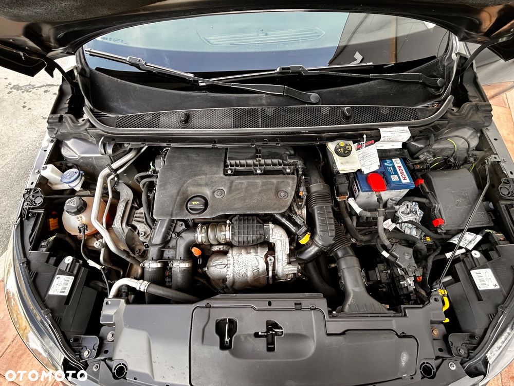Peugeot 308 ver-1-6-hdi-outdoor - 30