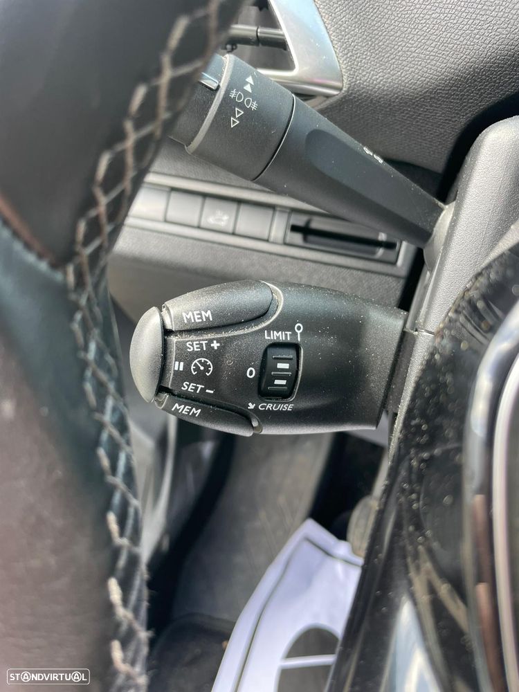 Peugeot 3008 BlueHDi 120 Stop & Start Allure - 15