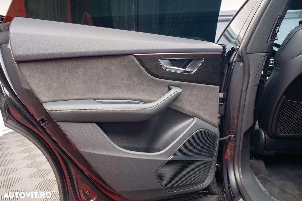 Audi Q8 3.0 55 TFSI quattro Tiptronic MHEV - 23