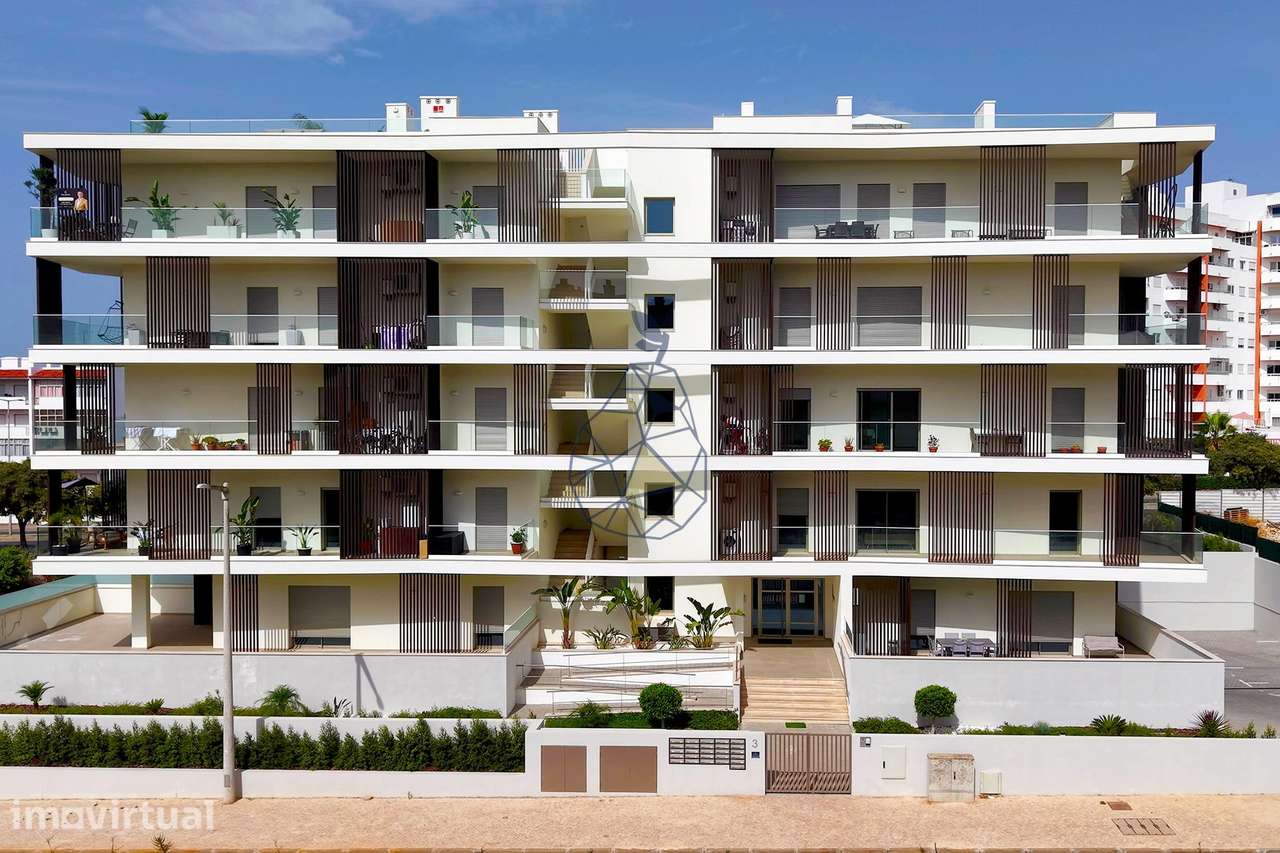 Elegante e Moderno Apartamento Novo , com Piscina Junto a Praia da Roc - Grande imagem: 4/53