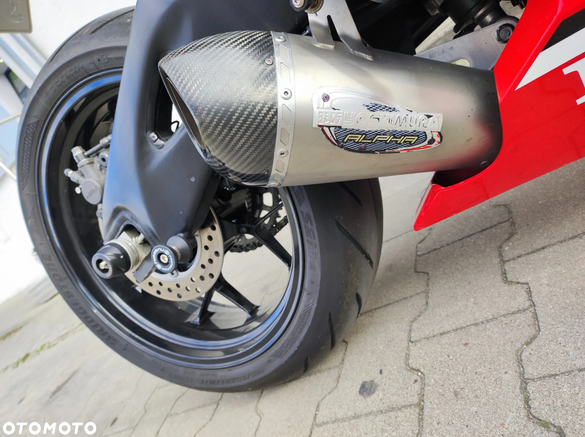 Honda CBR - 12
