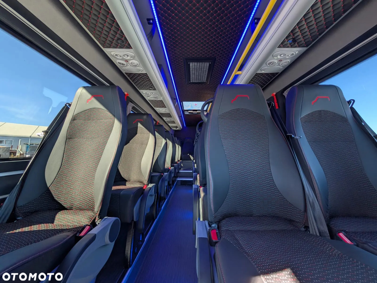 Mercedes-Benz Sprinter 517 - 17
