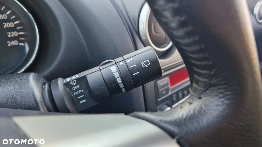 Nissan Qashqai 2.0 dCi Tekna - 17