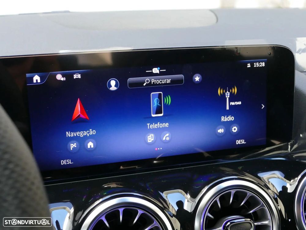 Mercedes-Benz GLA 250 e AMG Line - 19