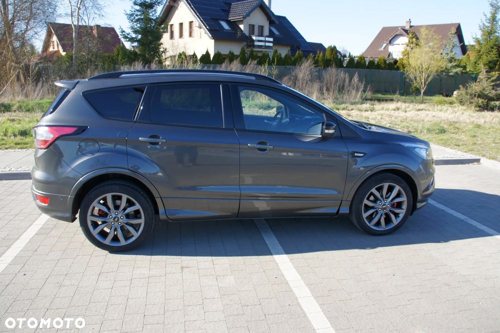 Ford Kuga 1.5 EcoBoost 4x4 ST-Line - 36
