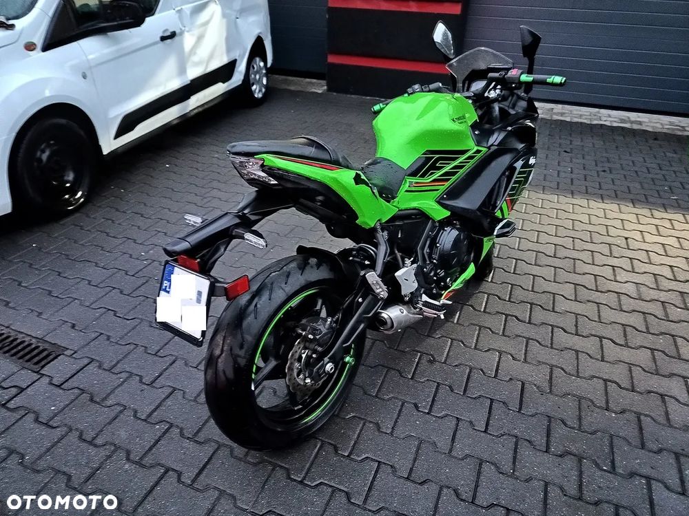 Kawasaki Ninja - 9