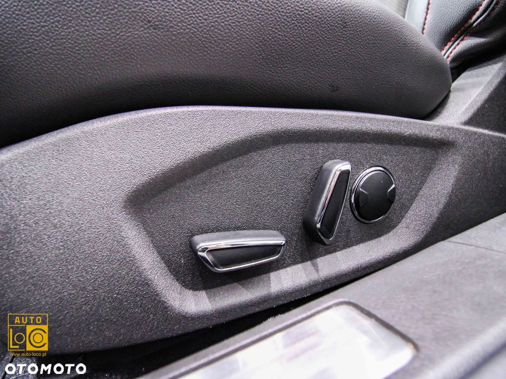 Ford Mondeo 2.0 EcoBlue ST-Line Plus - 33