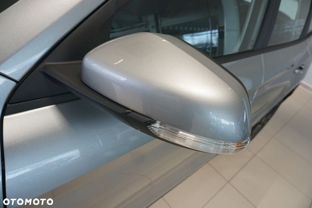 MG ZS - 10