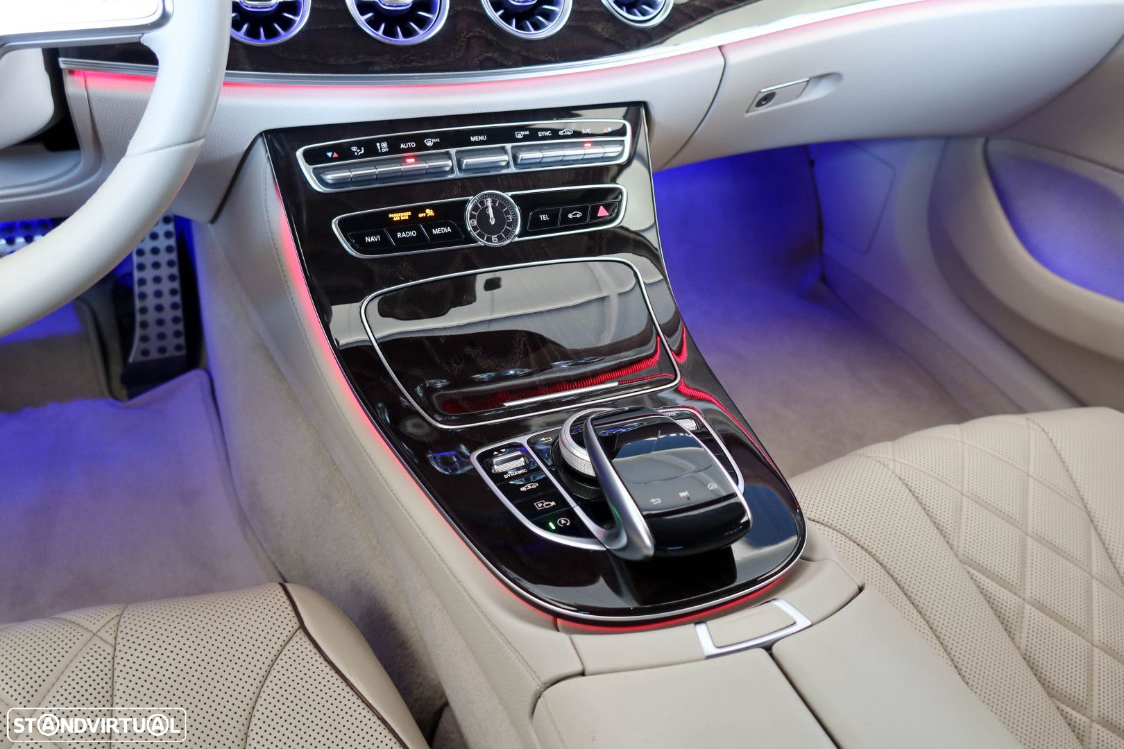 Mercedes-Benz CLS 350 d 4Matic AMG Line - 10
