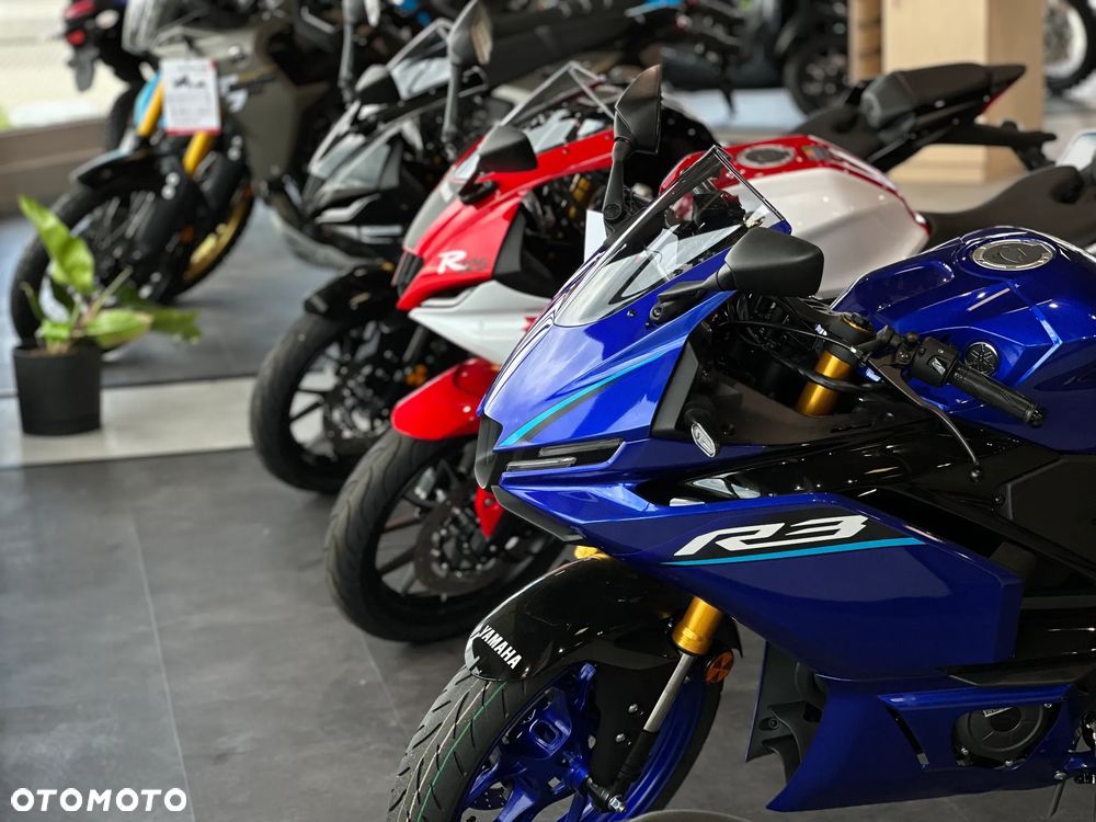 Yamaha YZF - 13
