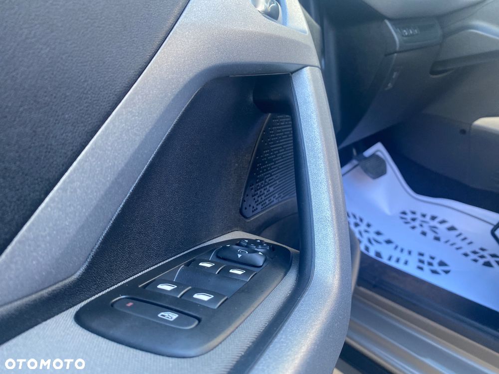 Peugeot 2008 PureTech 110 GPF Stop&Start EAT6 Allure - 28