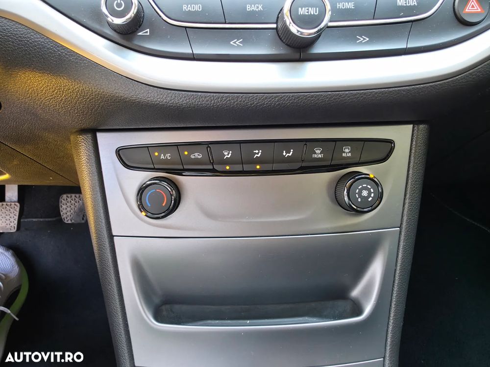 Opel Astra 1.6 CDTI ECOTEC ECOFlex Start/Stop Cosmo - 18