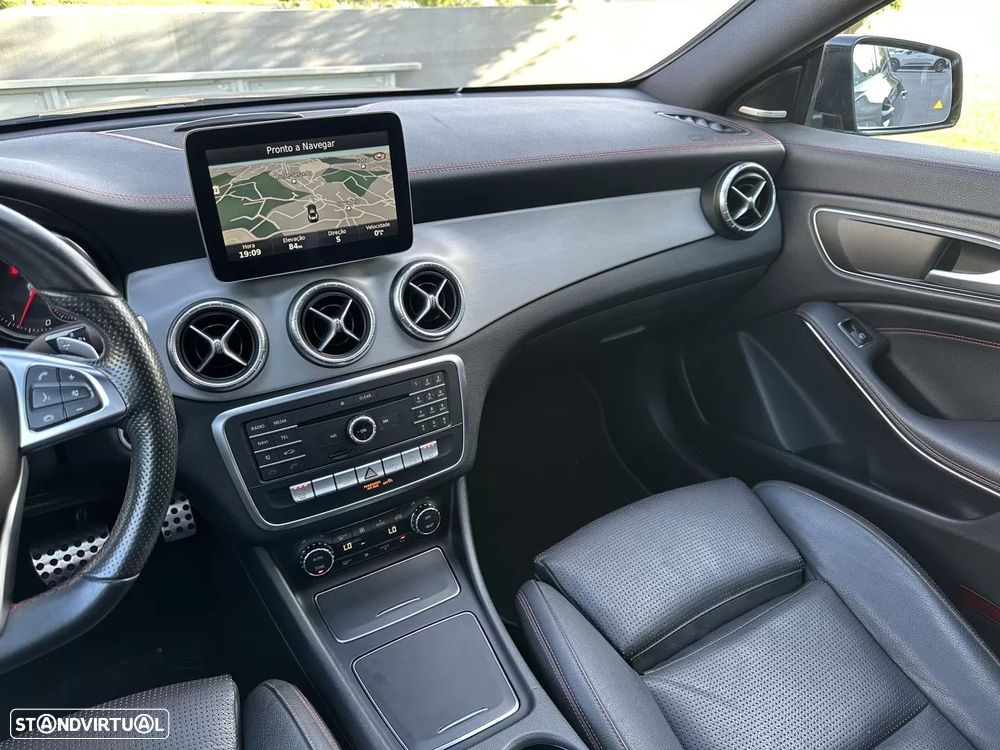 Mercedes-Benz CLA 220 d Shooting Brake AMG Line Aut. - 35
