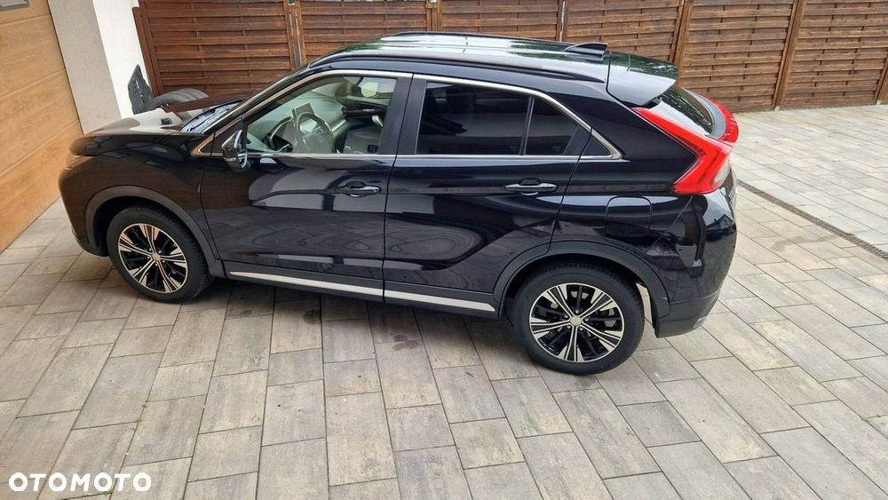 Mitsubishi Eclipse Cross - 9