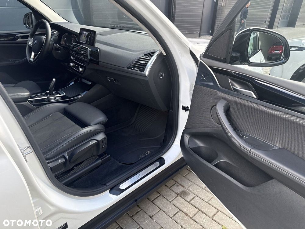 BMW X3 - 25