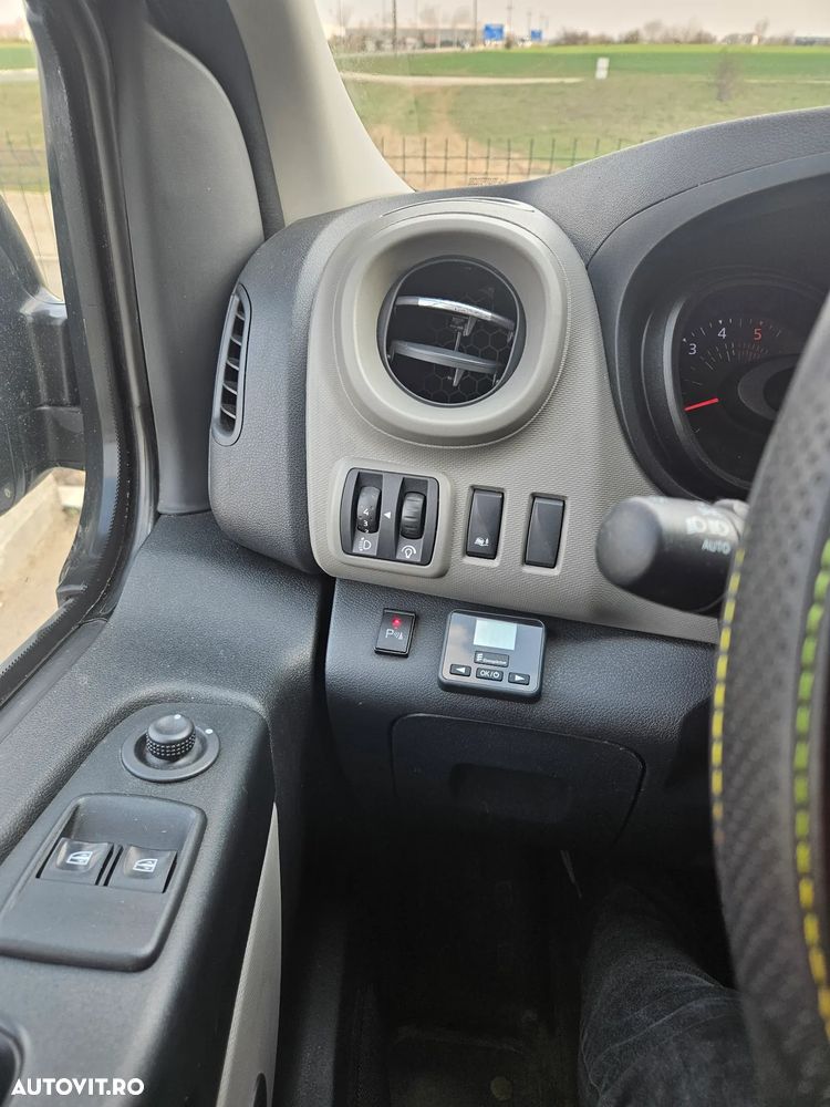 Renault Trafic - 7