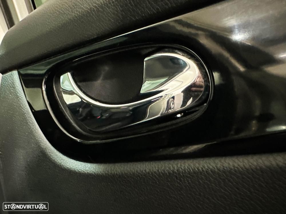 Nissan Qashqai 1.5 dCi N-Connecta Led - 31