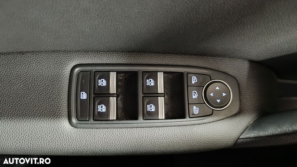 Renault Captur TCe 100 GPL Intens - 22