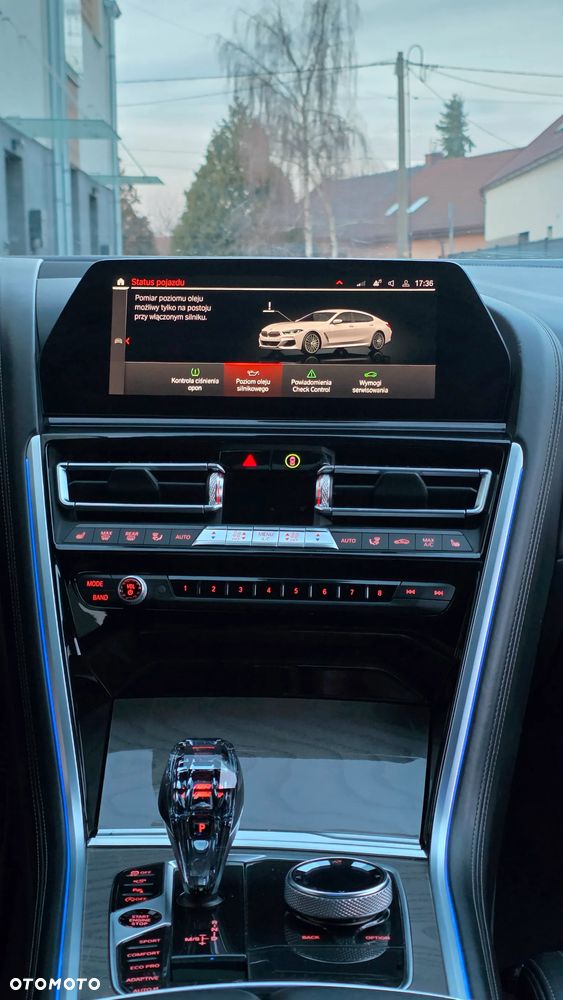 BMW Seria 8 840i - 21