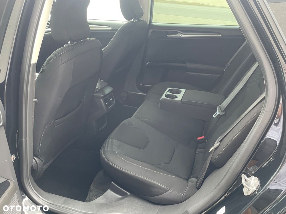 Ford Mondeo - 21