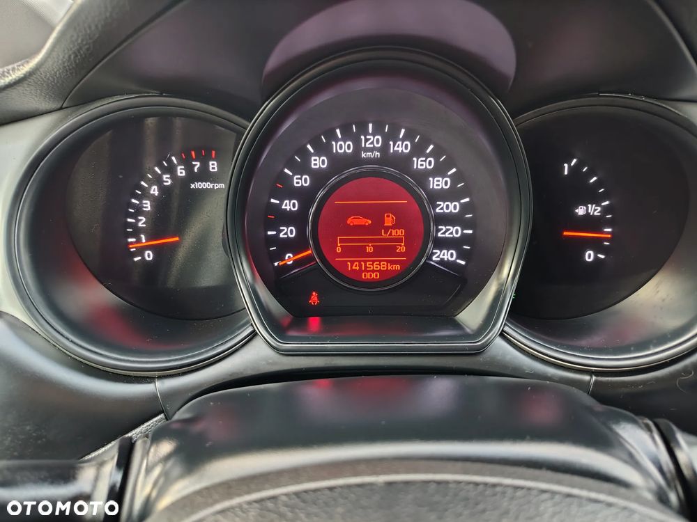 Kia Ceed 1.6 GDI Platinum Edition - 23