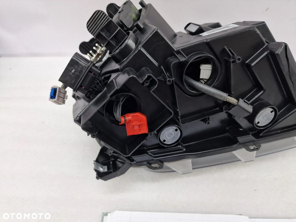 VW AMAROK I LIFT 2H3 16- LEWA LAMPA PRZEDNIA PRZÓD  XENON , NR 2H3941031B , NR AUKCJI LA86 - 27