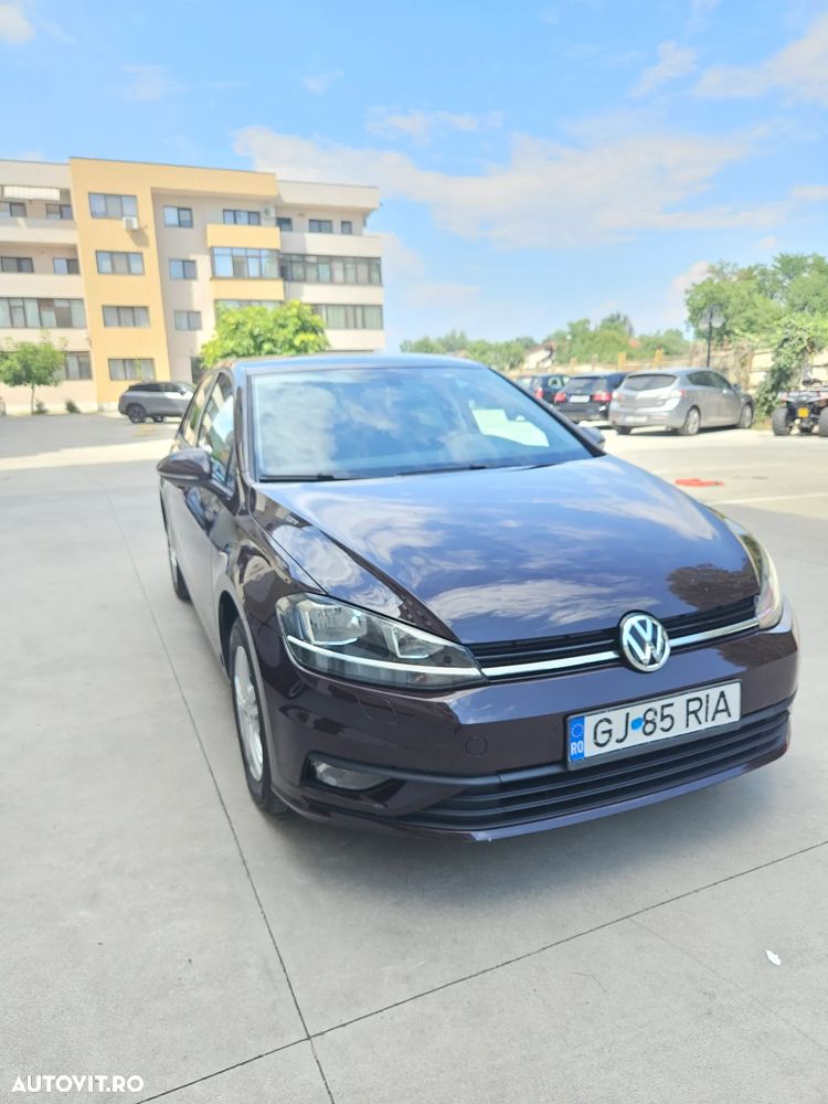 Volkswagen Golf 1.0 TSI Comfortline - 1