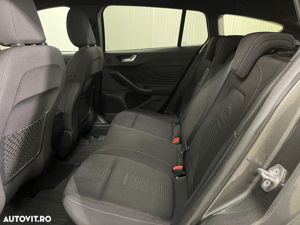 Ford Focus 1.5 EcoBlue Active Business - 11