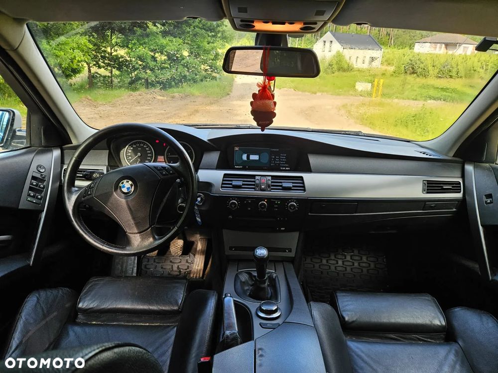 BMW Seria 5 520d - 7