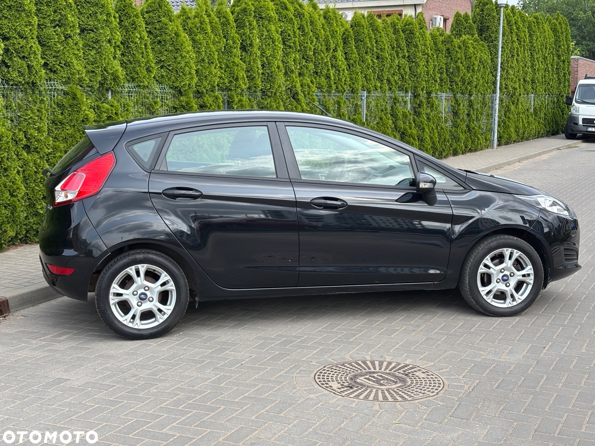 Ford Fiesta 1.25 Ambiente - 2