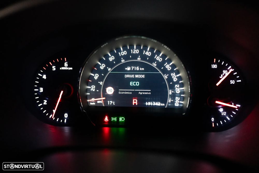 Kia Sorento 2.2 CRDi TOP Aut. - 25