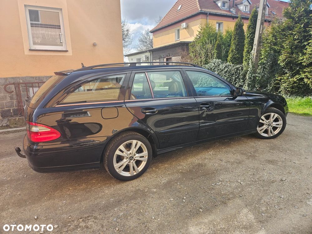 Mercedes-Benz Klasa E 200 Kompressor Automatik Classic - 3