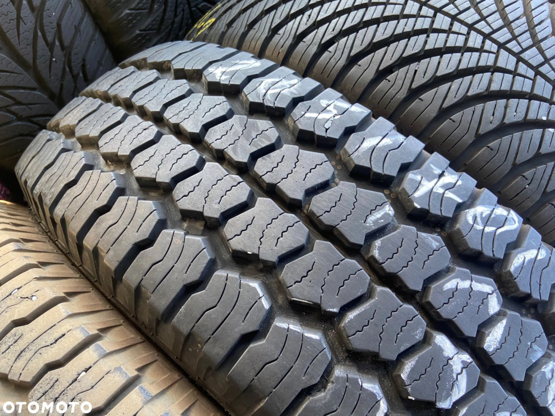 205/70/15C Maxxis VanPro A/S_8,5mm_2szt_(337) - 3