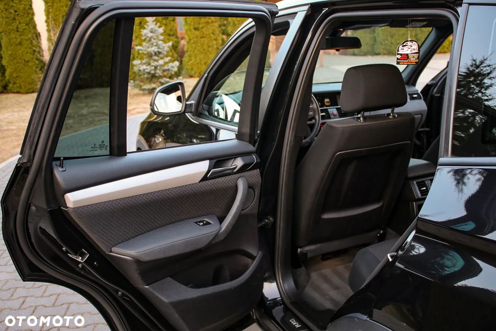 BMW X3 xDrive20d - 25