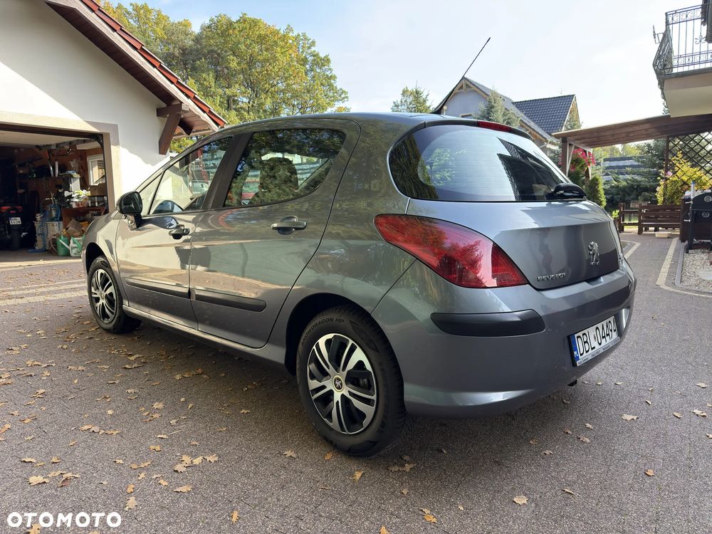 Peugeot 308 - 7