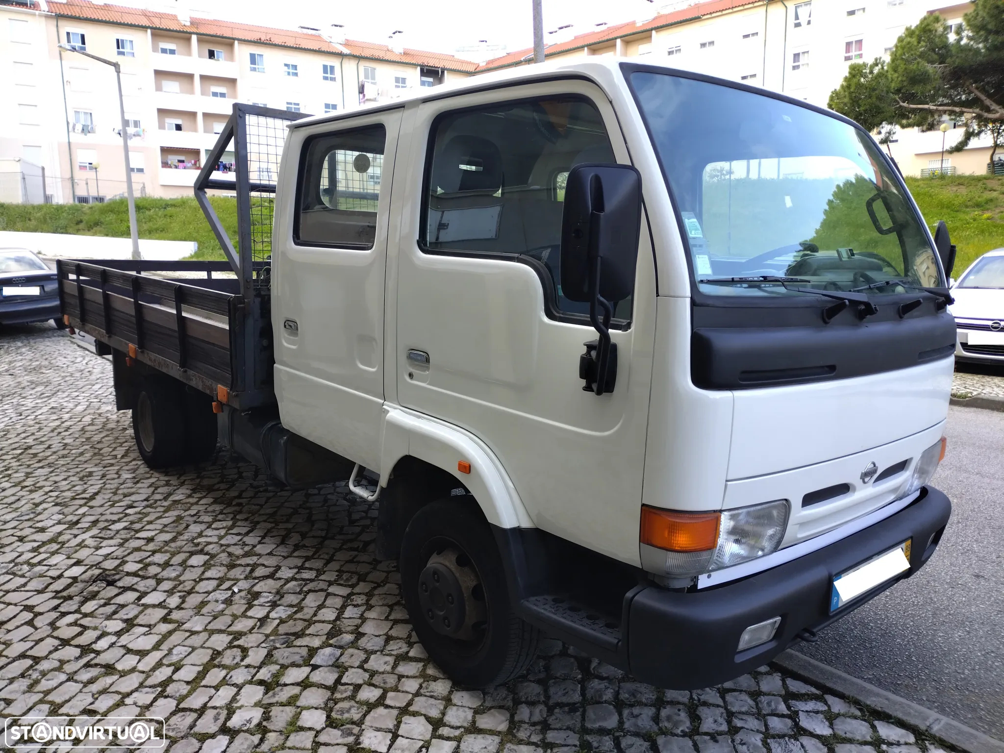 Nissan Cabstar E 110 - 2