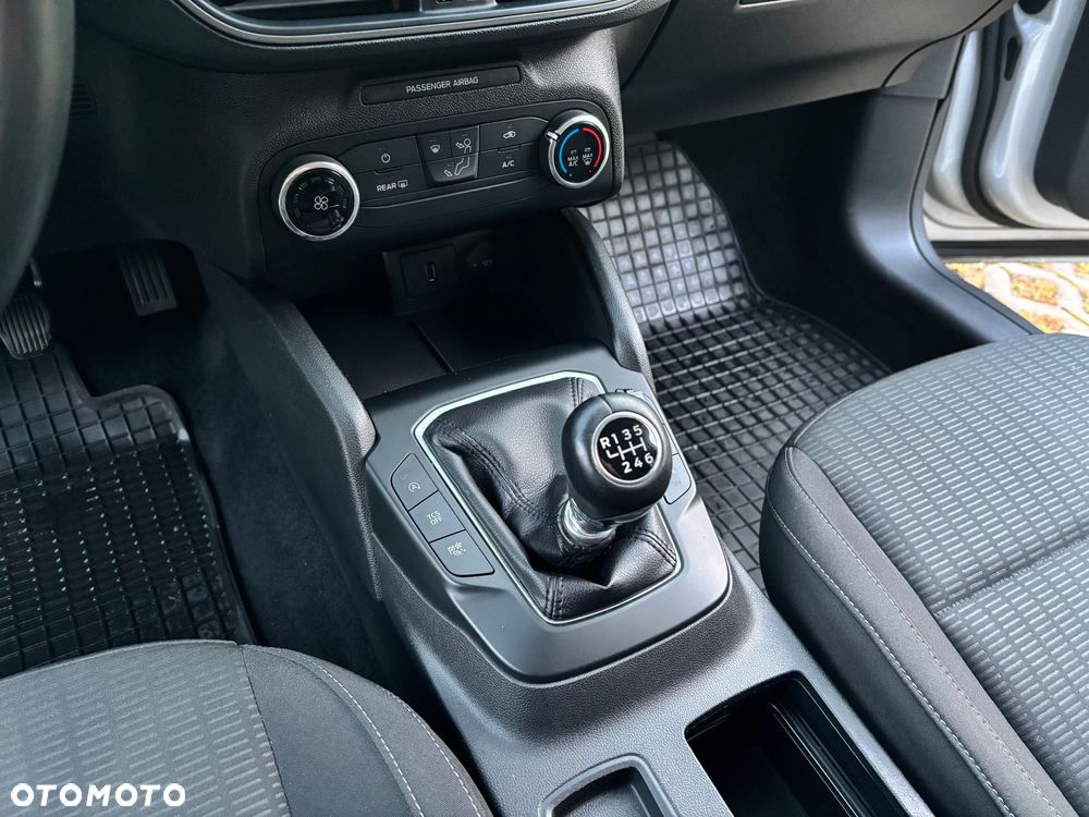 Ford Focus 1.5 EcoBlue Trend - 26