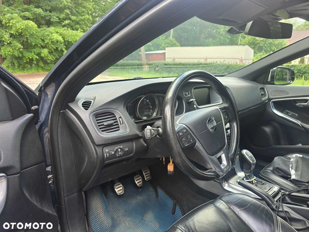Volvo V40 - 8