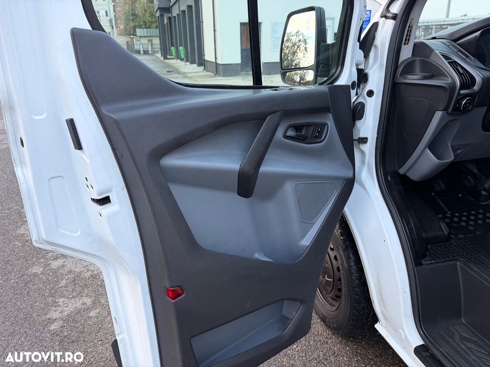 Ford Transit Custom - 16